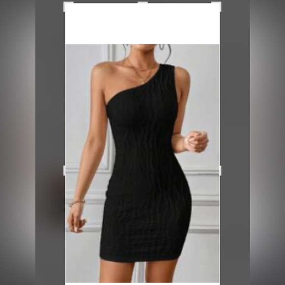 ⭐️SHEIN one should body con dress! Size Large NWOT! Never worn!! - Picture 1 of 2